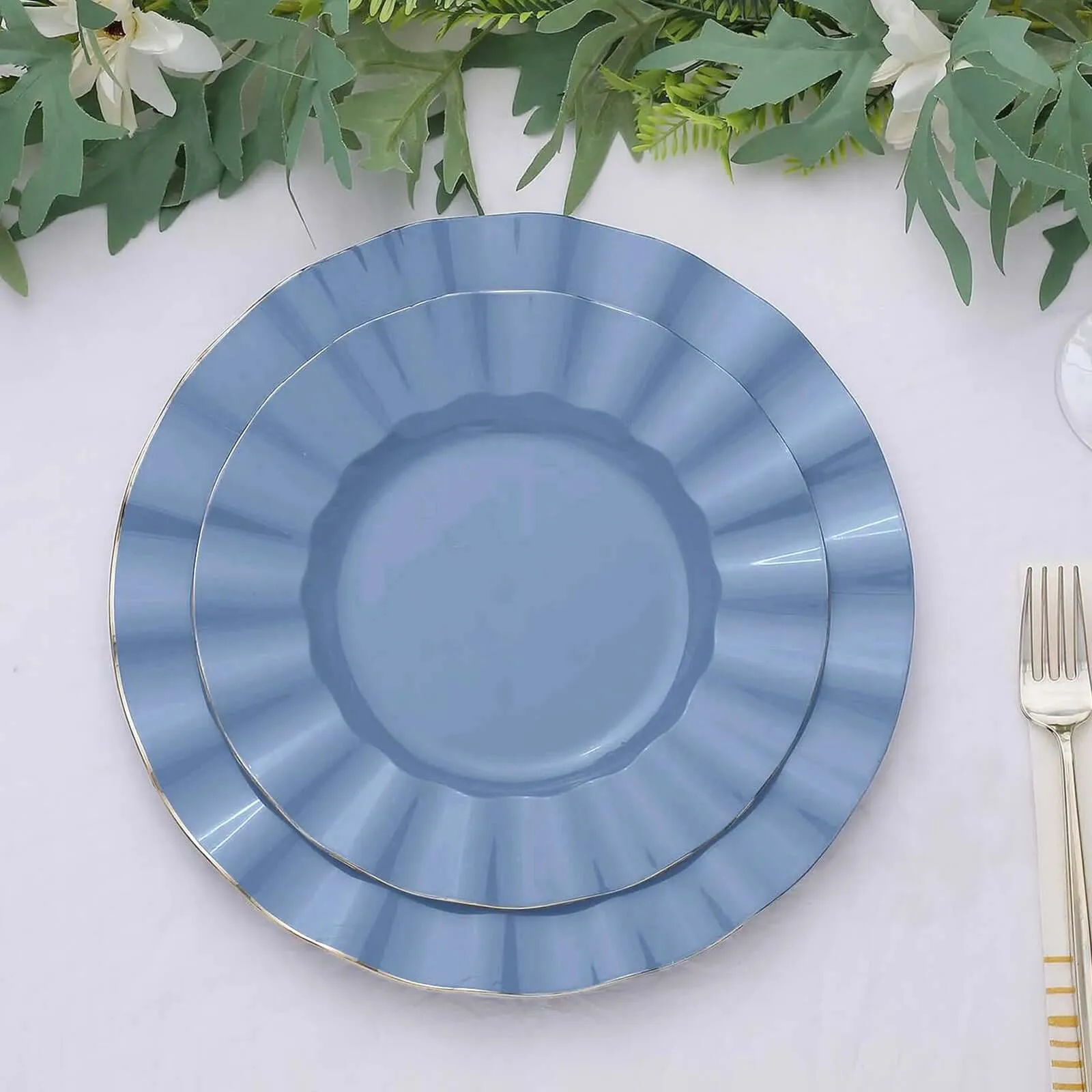 10 Pack 9" Ocean Blue Heavy Duty Disposable Dinner Plates with Gold Ruffled Rim, Hard Plastic Dinnerware